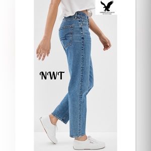 AE Womens Stretch '90s Straight Jean, NWT, Size 4P (4 Short)